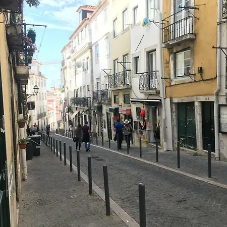 Lägenhet Casa Da Saudade, A Cozy In Alfama *